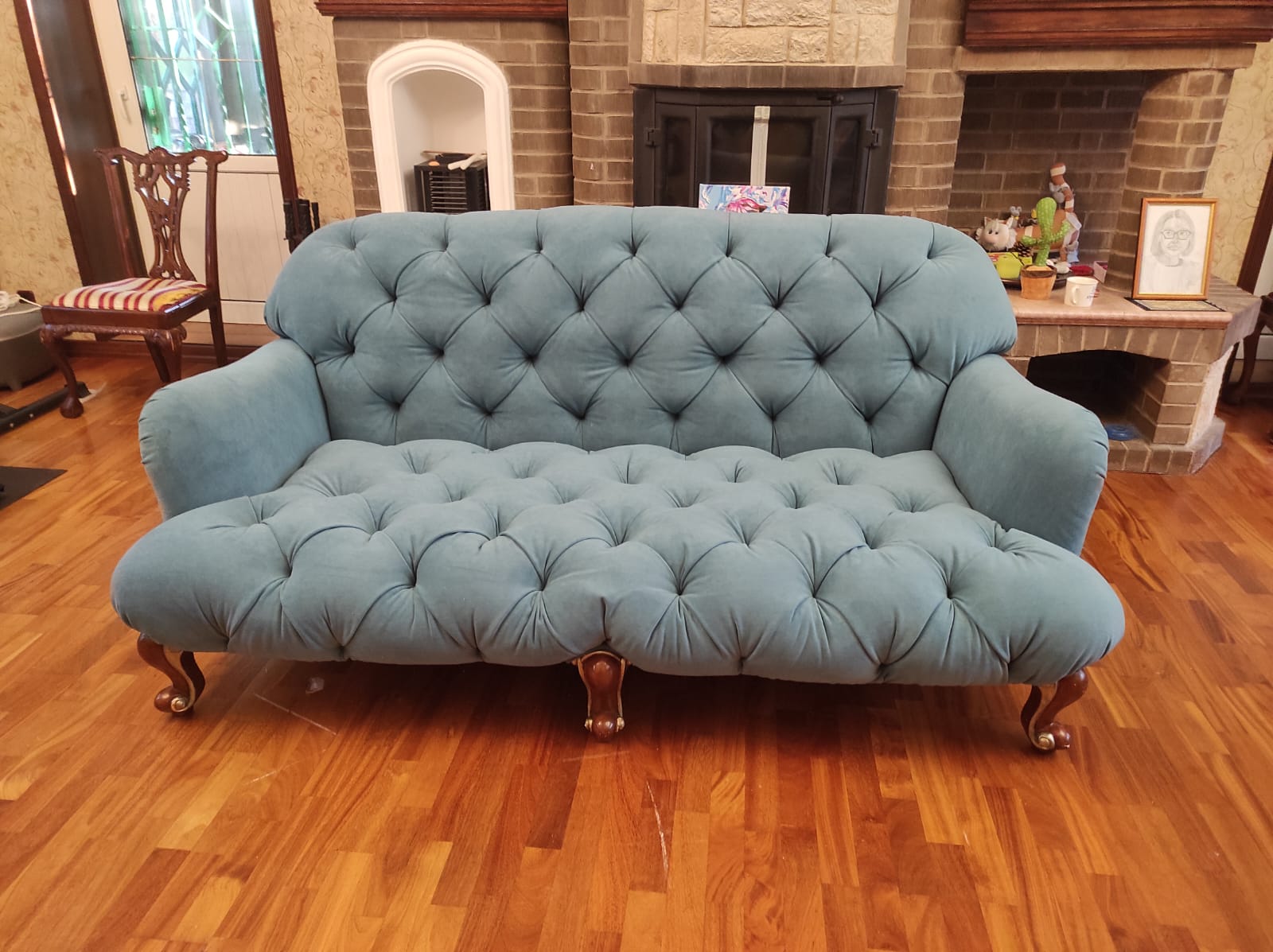 Обивка дивана. Адыгейск